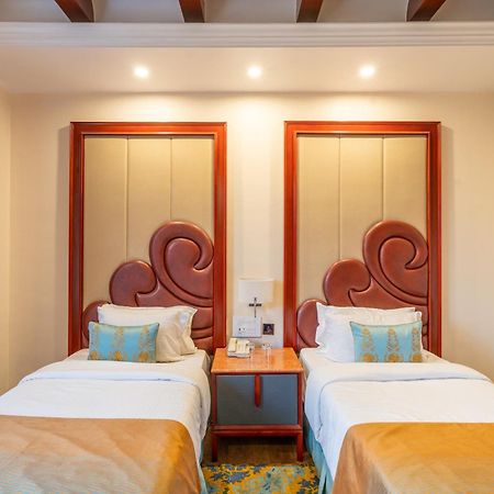 Hukam'S Lalit Mahal - Hotel Convention Club Райпур Екстер'єр фото